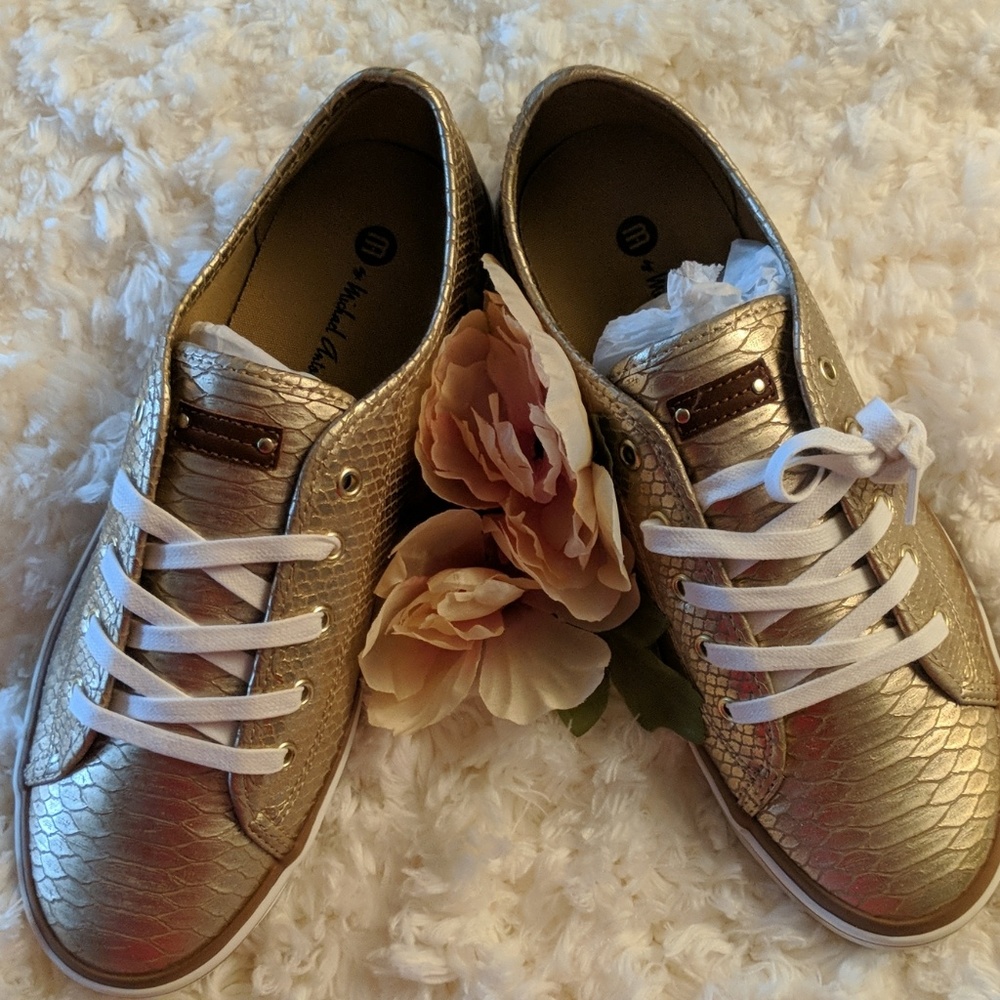 Michael Antonio Women's  Sneakers